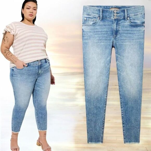 Torrid  Acid Wash Super Soft Mid-Rise Skinny Jean Jegging 18S - Picture 2 of 9